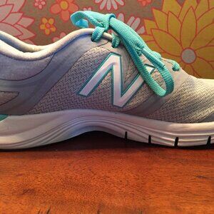 Women's New Balance 711